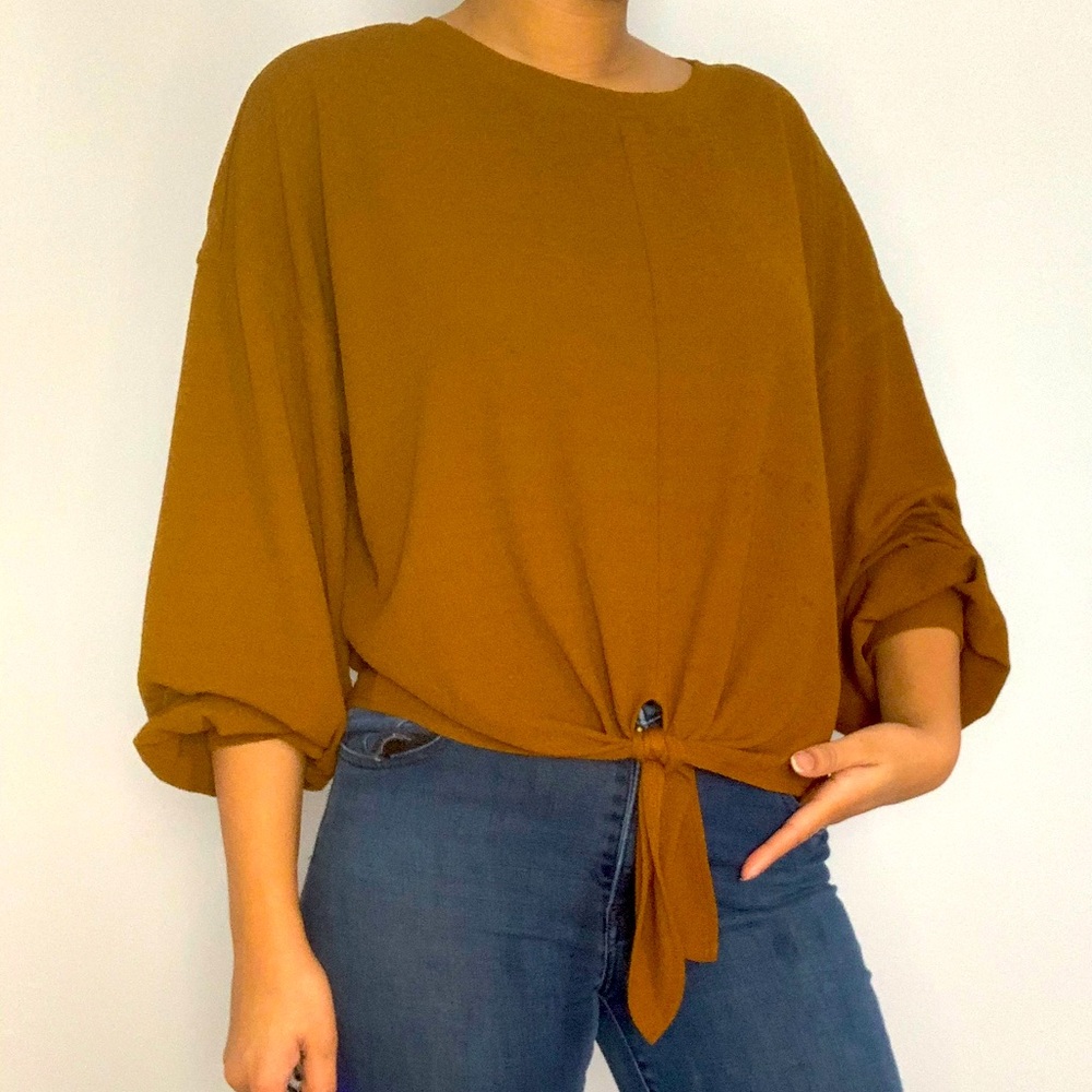 4 for 20! Slouchy front tie Top